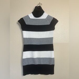 Love By Design Black and White Long y2K shortsleeved sweater Medium